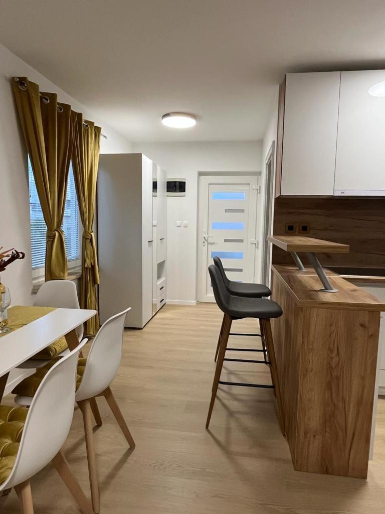 Apartment Franka Novalja Phòng bức ảnh